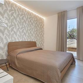 3 bedroom villa with infinity pool, jacuzzi & sauna, Castellammare del Golfo, sleeps 6